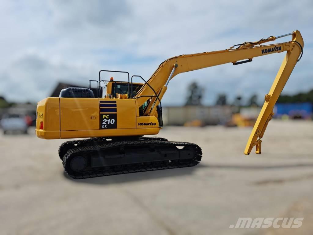 Komatsu PC 210 LC-10 Kāpurķēžu ekskavatori