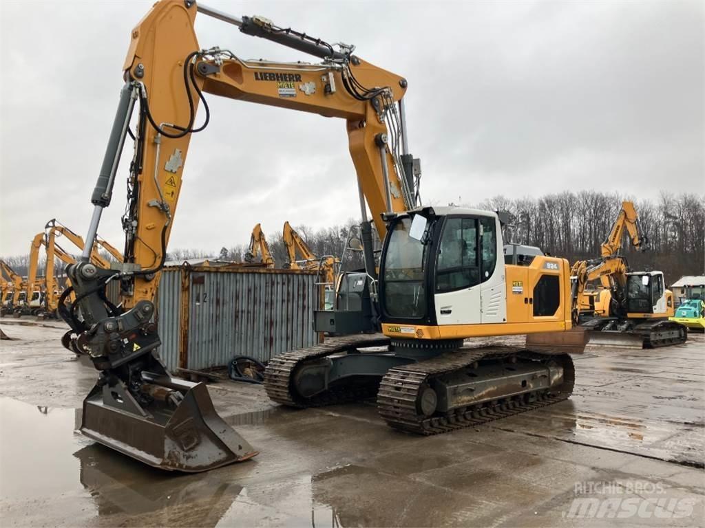 Liebherr R924 Kāpurķēžu ekskavatori