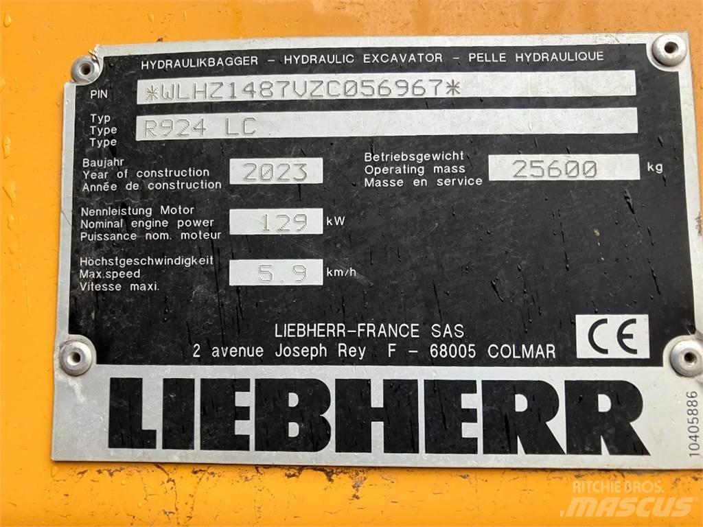 Liebherr R924 Kāpurķēžu ekskavatori