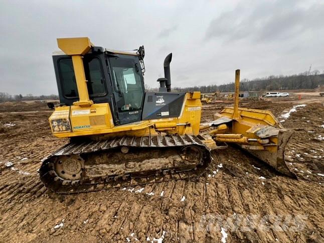 Komatsu D 41 E Kāpurķēžu buldozeri