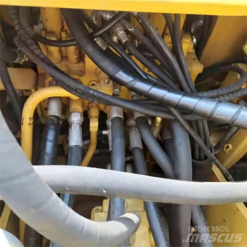CAT 315 D Kāpurķēžu ekskavatori
