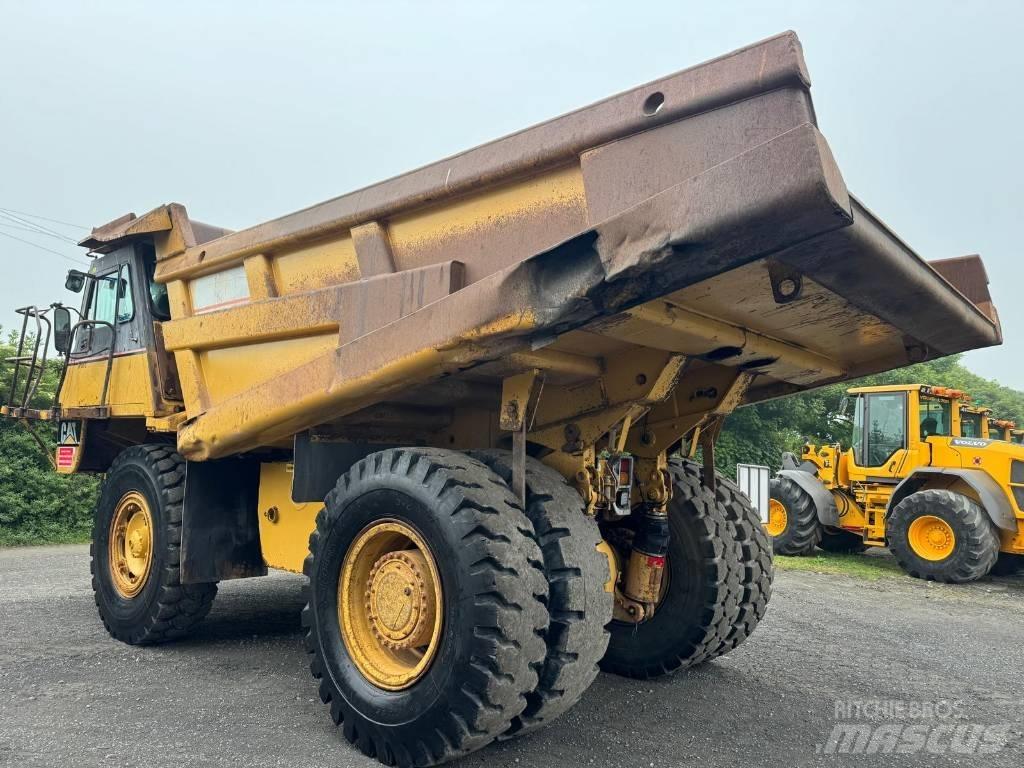 CAT 771 D Karjeras kravas automašīnas