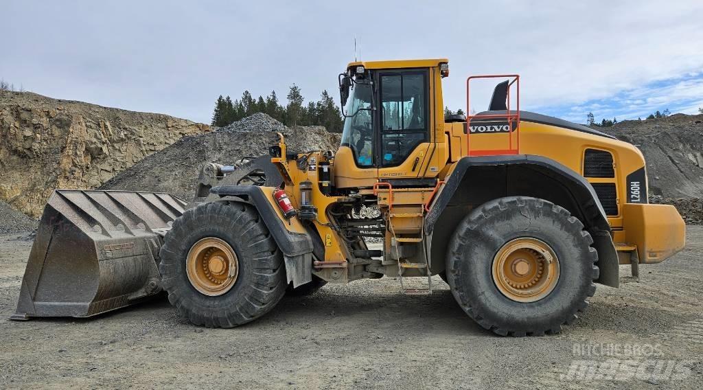 Volvo L 260 H Iekrāvēji uz riteņiem
