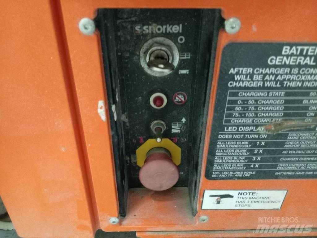 Snorkel S 3226E Šķerveida pacēlāji