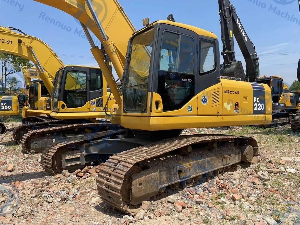 Komatsu PC220-7 Kāpurķēžu ekskavatori