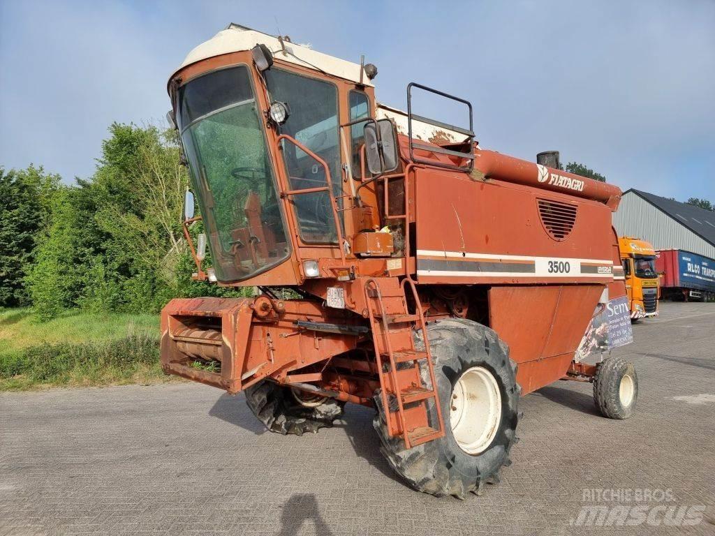 Laverda 3500 Ražas novākšanas kombaini