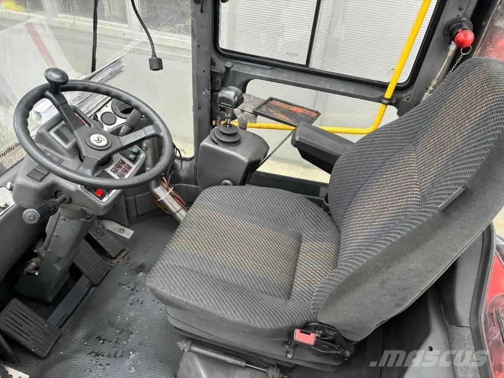 Kalmar DCE 80-9 Tehnika ar dīzeļa dzinēju