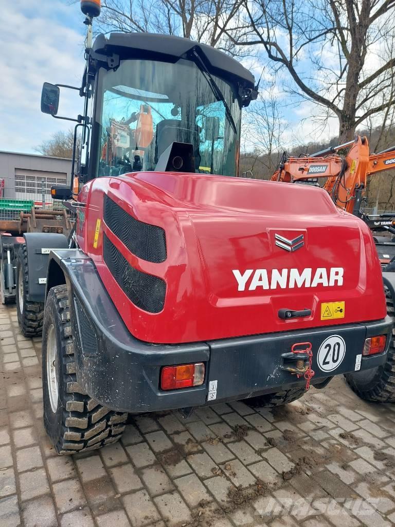 Yanmar V 100 Iekrāvēji uz riteņiem
