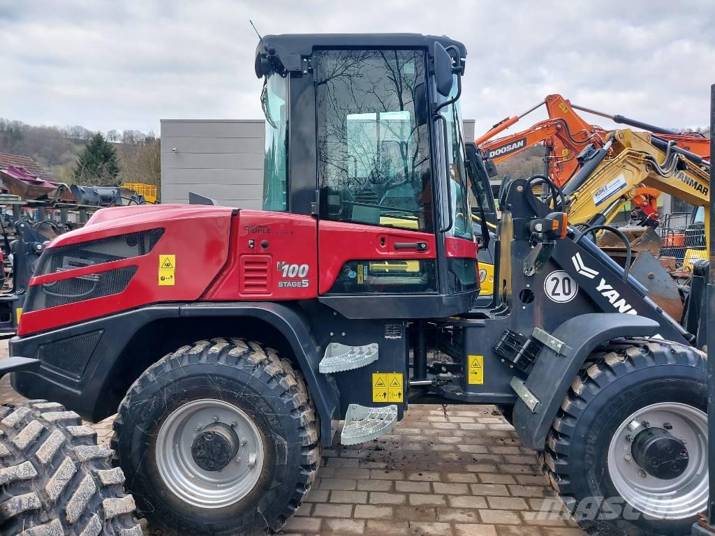 Yanmar V 100 Iekrāvēji uz riteņiem