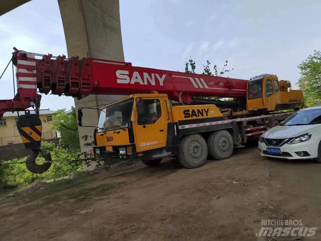 Sany 50 Kāpurķēžu ceļamkrāni