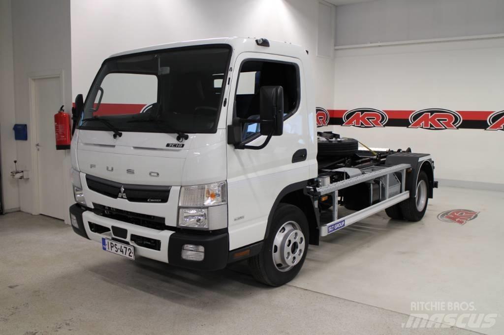 Mitsubishi Fuso Treileri ar āķi