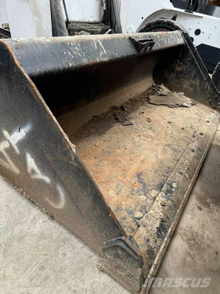 Bobcat T 770 Kāpurķēžu iekrāvēji
