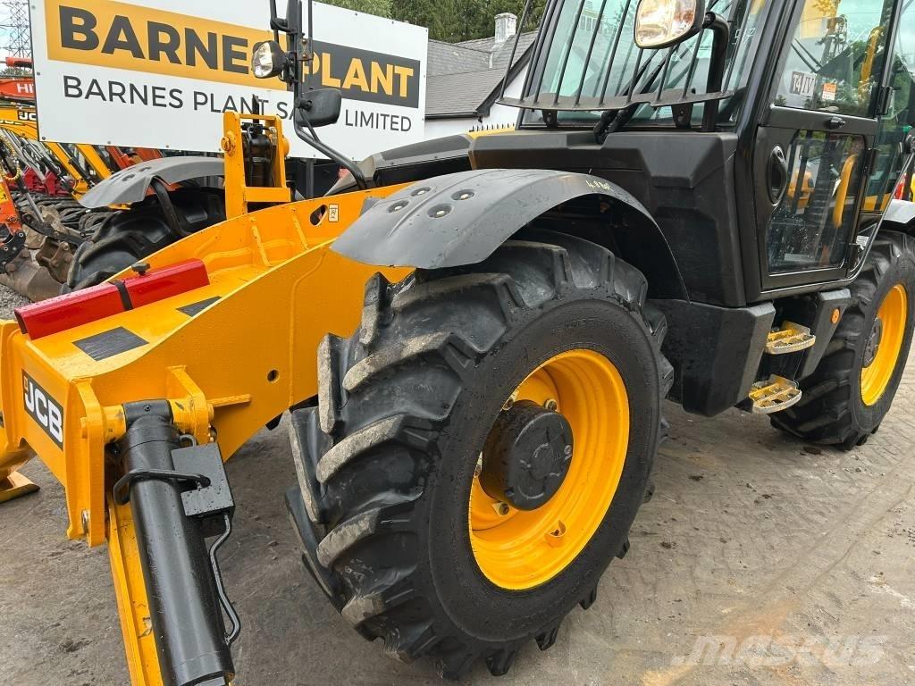 JCB 535-125 Hiviz Teleskopiskie manipulatori
