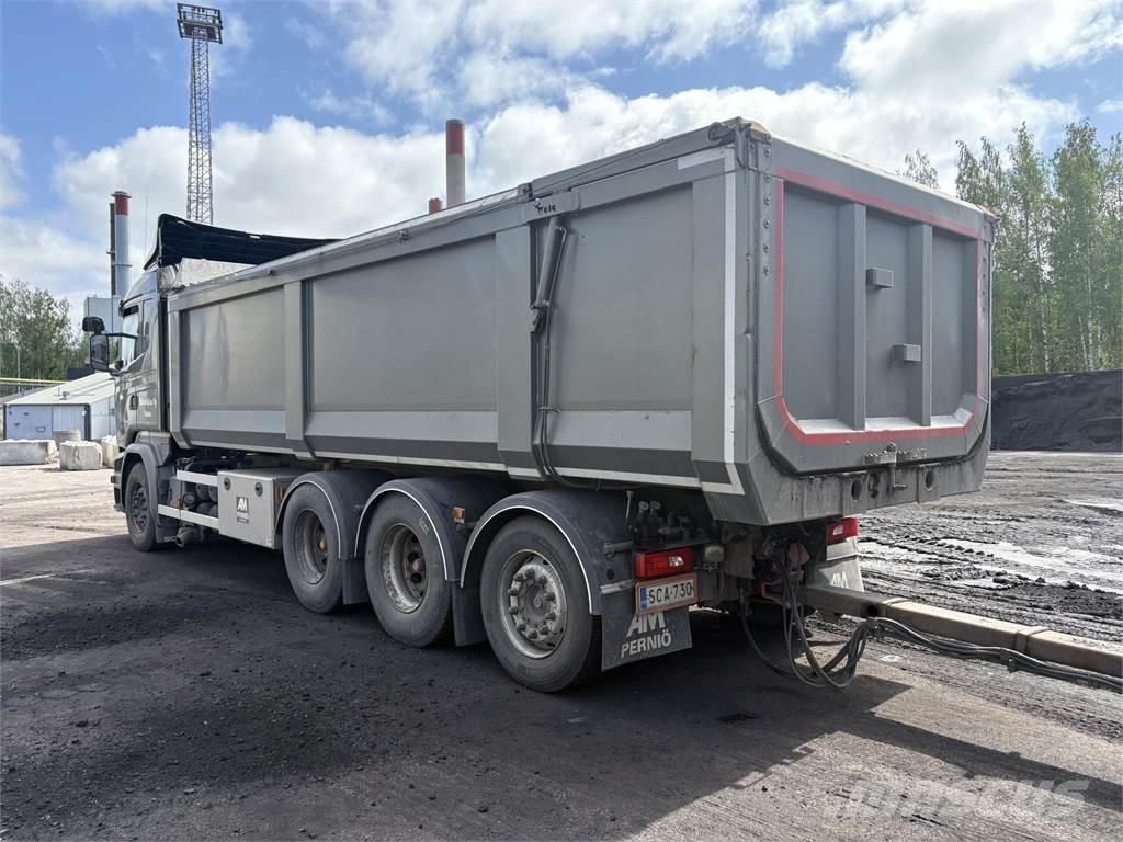 Scania R730 8X4 Pašizgāzējs