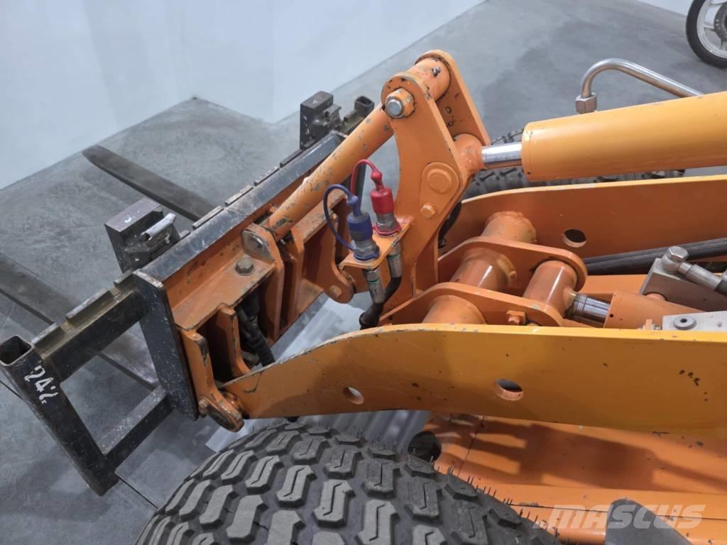 Knikmops KM 130 Mini iekrāvēji