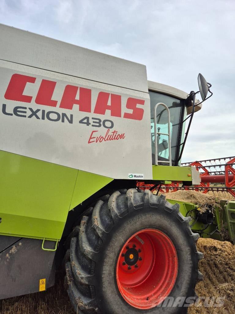 CLAAS Lexion 430 Ražas novākšanas kombaini