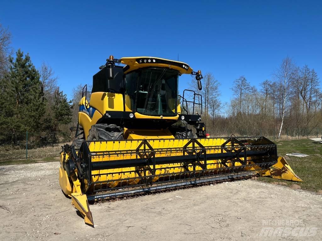 New Holland CX 6.80 Ražas novākšanas kombaini