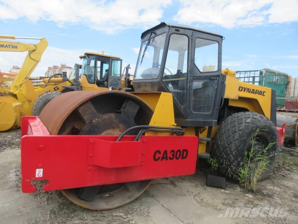 Dynapac CA 30 D Vienvalča grunts veltņi