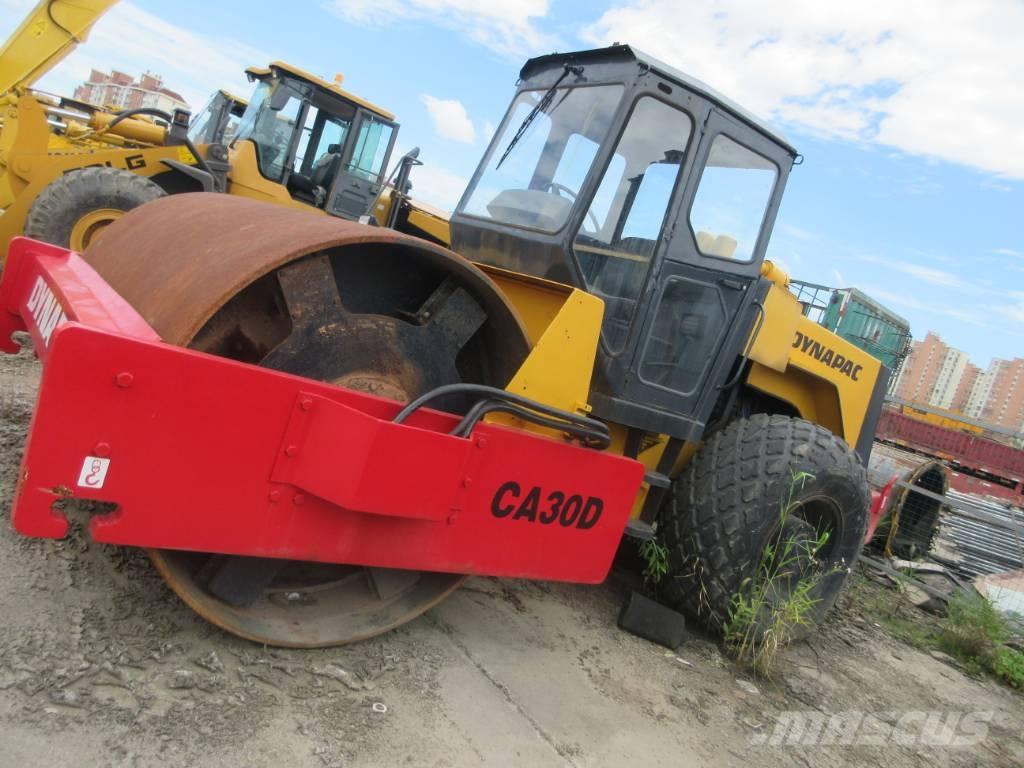 Dynapac CA 30 D Vienvalča grunts veltņi