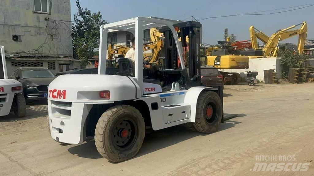 TCM FD 100 Z8 Teleskopiskie manipulatori