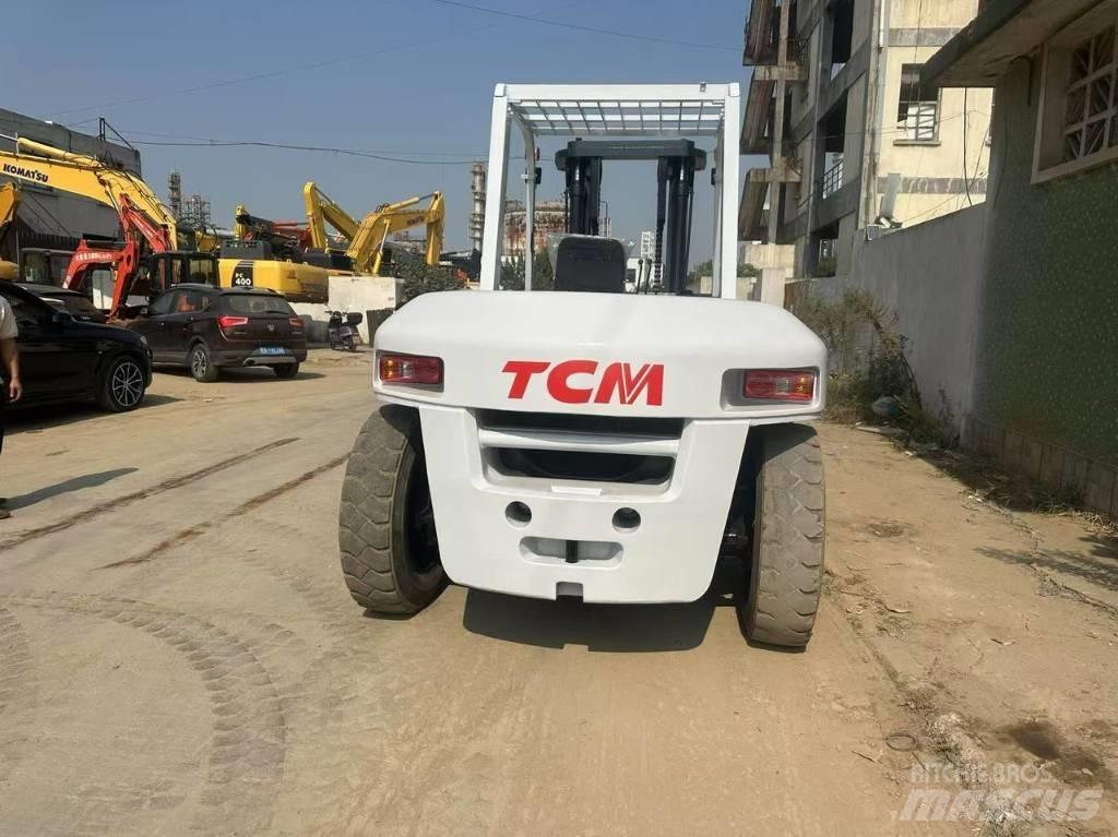 TCM FD 100 Z8 Teleskopiskie manipulatori