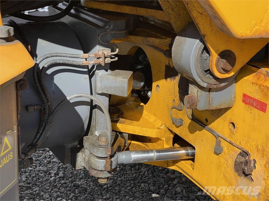 Wille 655C Kompaktie traktori