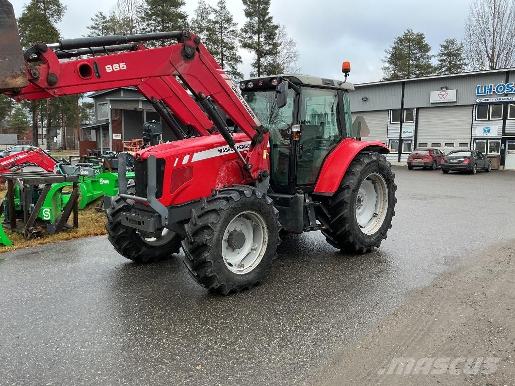 Massey Ferguson 5465 Traktori