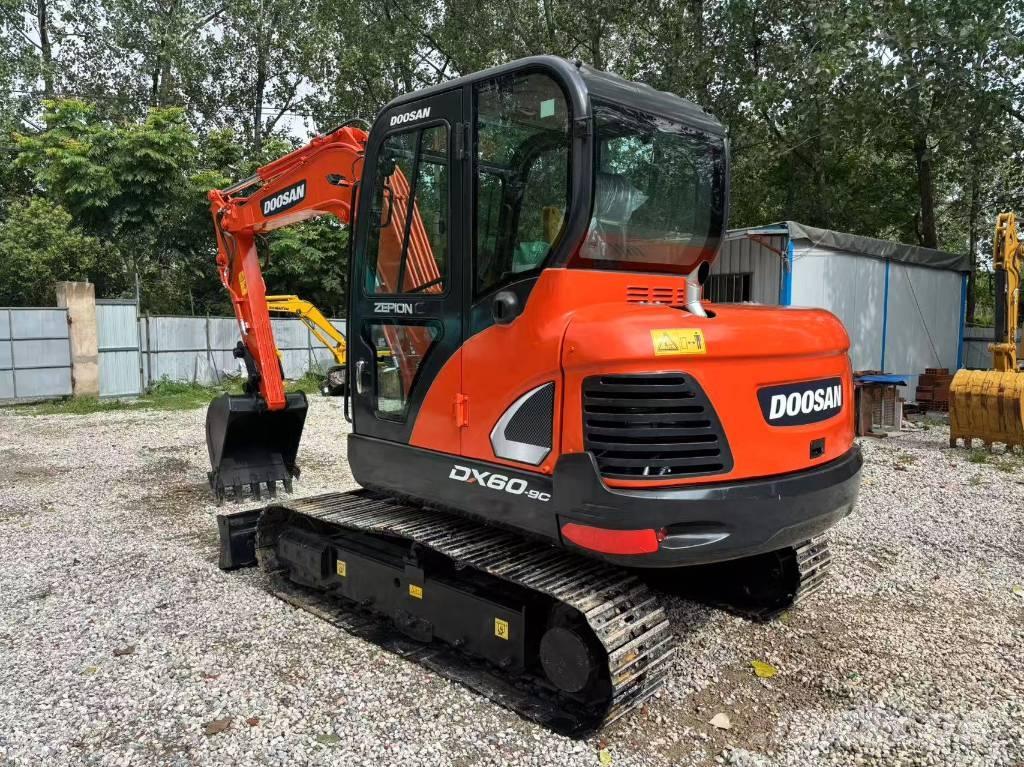 Doosan DX 60-9 C Mini ekskavatori < 7 t