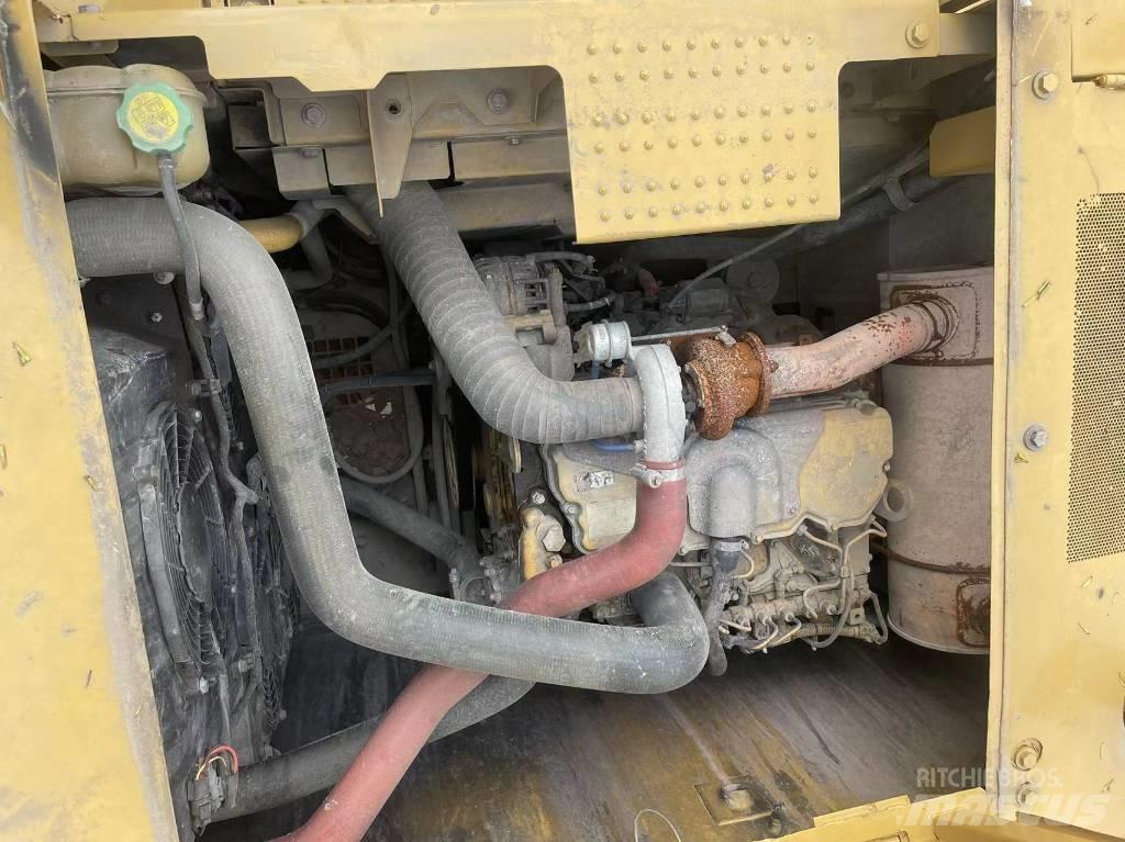 CAT 320GC Kāpurķēžu ekskavatori