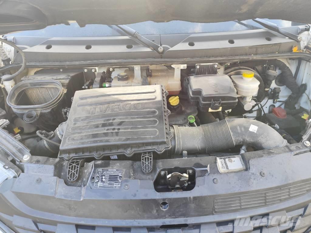 Iveco Daily 35-120 Smagās mašīnas ar celtni