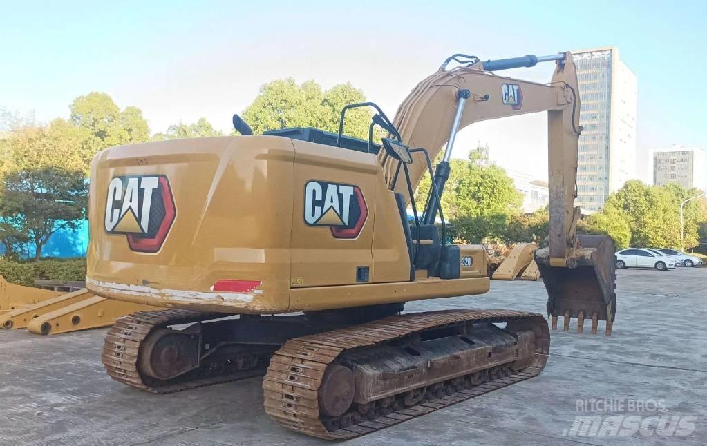 CAT 320 Kāpurķēžu ekskavatori