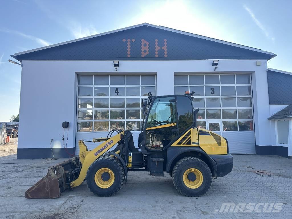 Komatsu WA 80-6 Iekrāvēji uz riteņiem