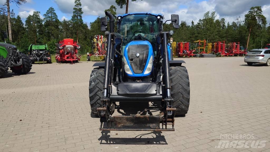 New Holland T 5.120 Traktori