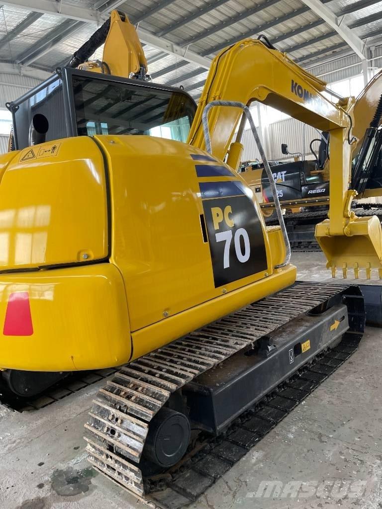 Komatsu PC 70 Vidēja lieluma ekskavatori 7 t - 12 t