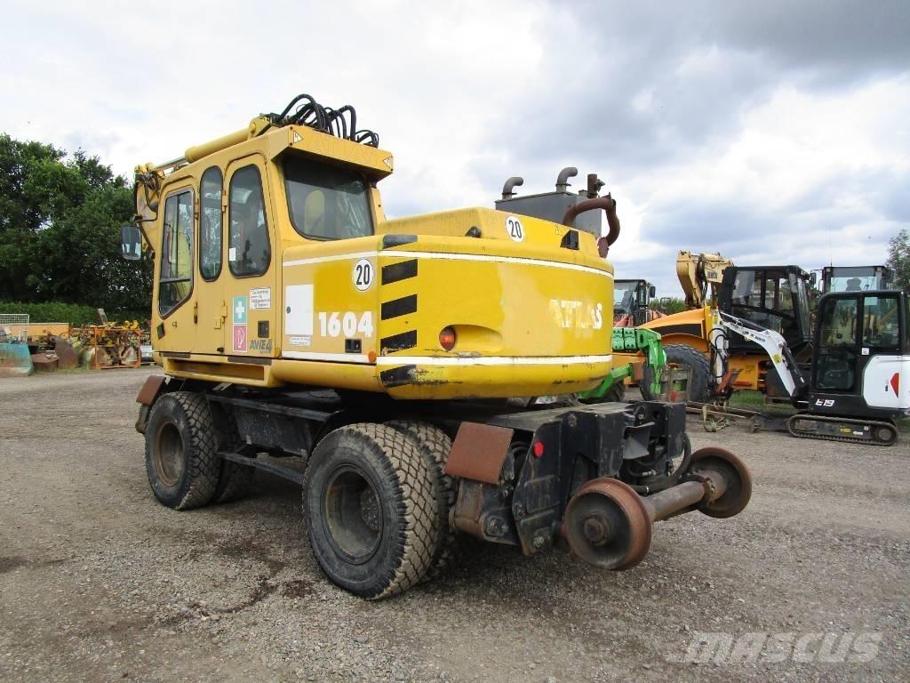 Atlas 1604 ZW Ekskavatori uz riteņiem