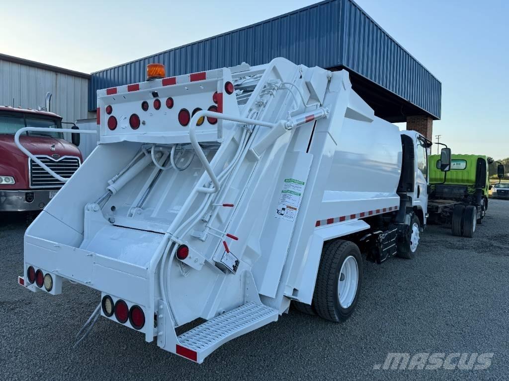 Isuzu NRR Atkritumu izvešanas transports