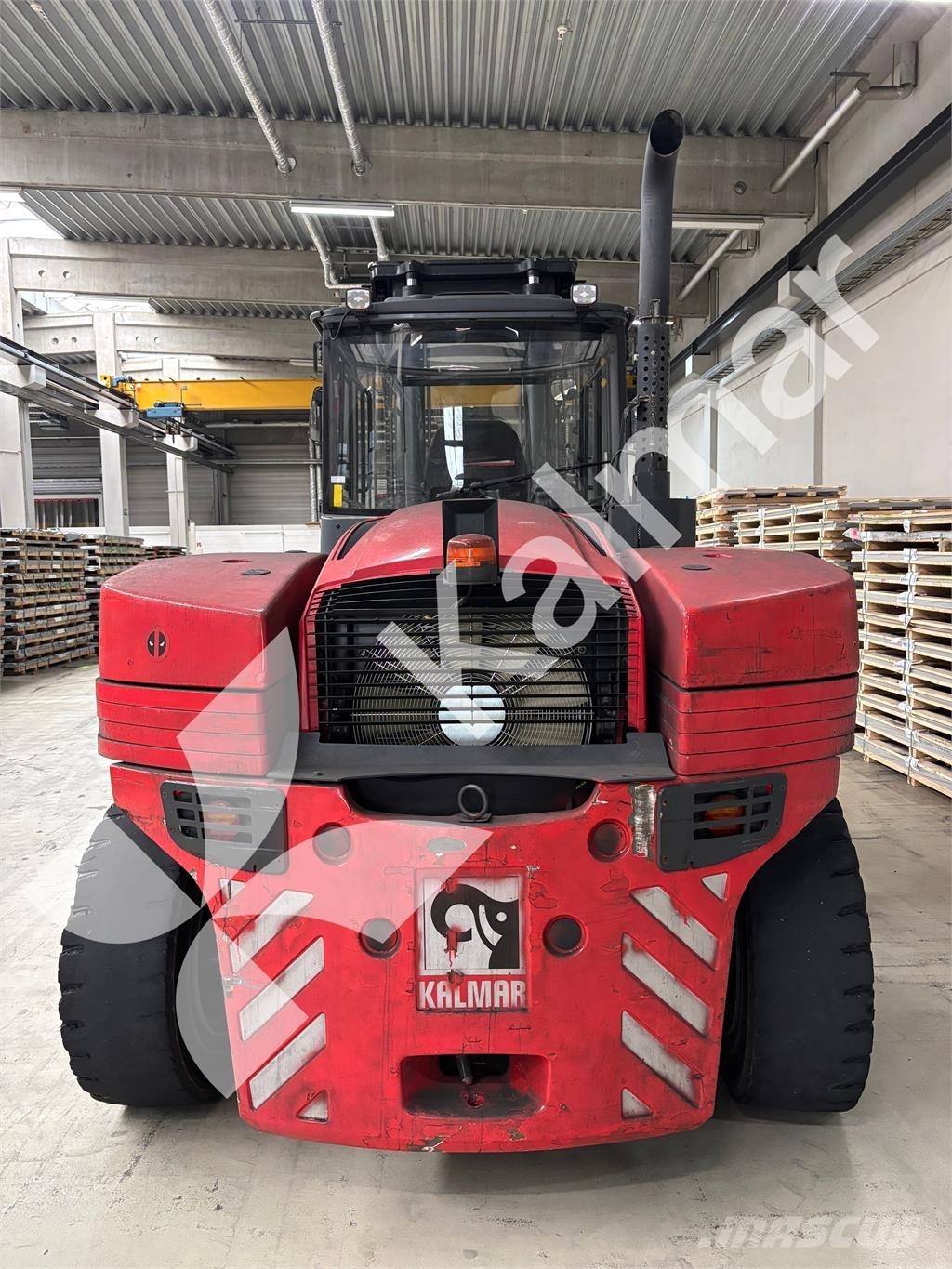 Kalmar DCG150-6 Tehnika ar dīzeļa dzinēju
