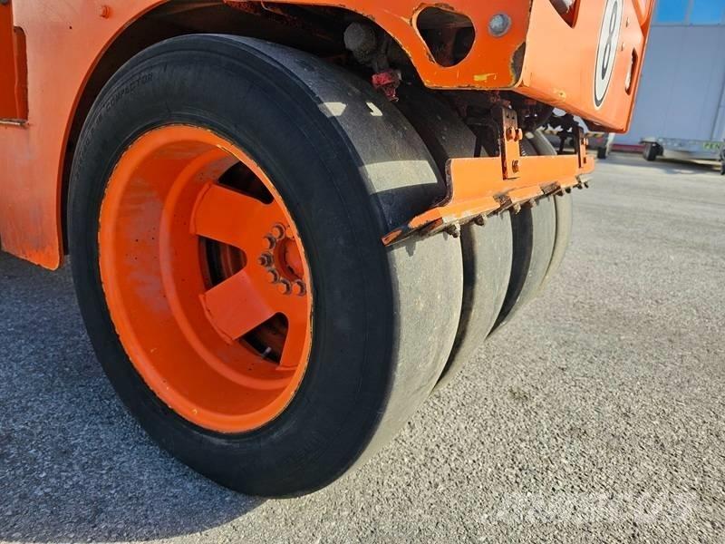 Bomag BW 100 AC-4 Kombinētie veltņi