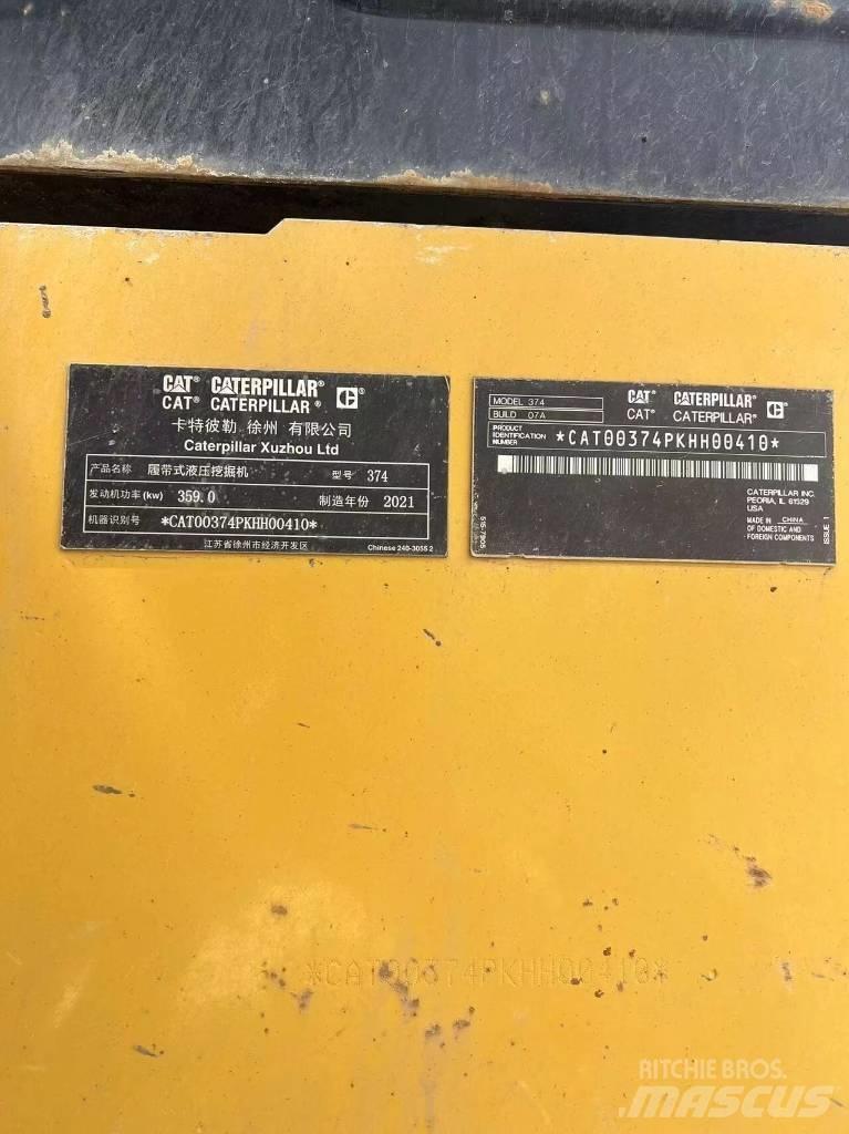 CAT 374 Kāpurķēžu ekskavatori