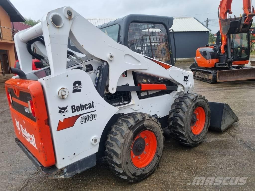 Bobcat S740 Lietoti riteņu kompaktiekrāvēji