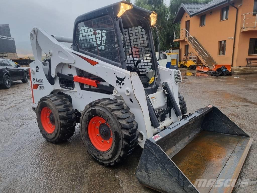 Bobcat S740 Lietoti riteņu kompaktiekrāvēji
