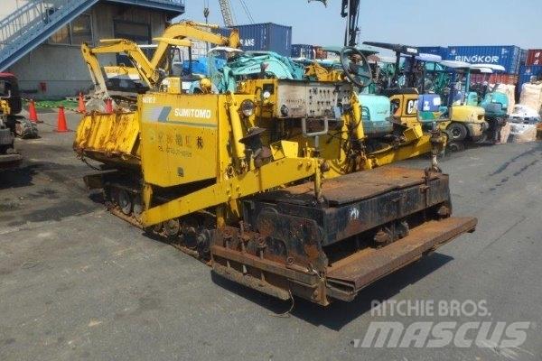 Sumitomo HA31C Asfalta klājēji