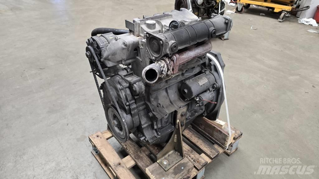 Deutz F3M2011 Dzinēji