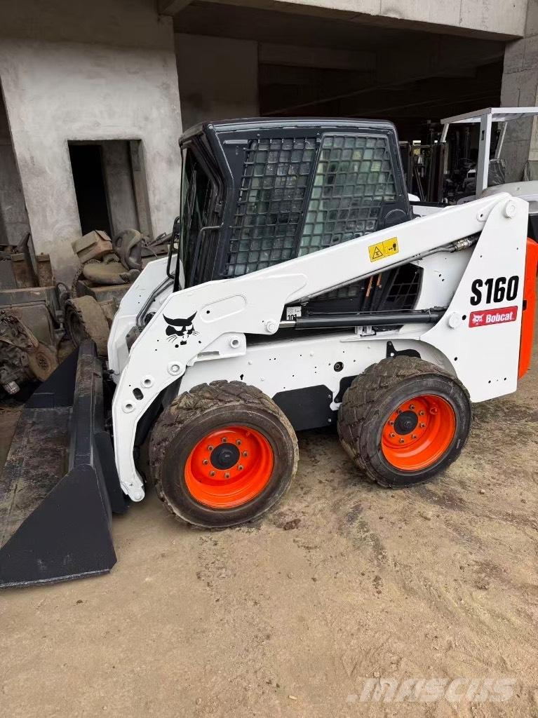 Bobcat S 160 Lietoti riteņu kompaktiekrāvēji
