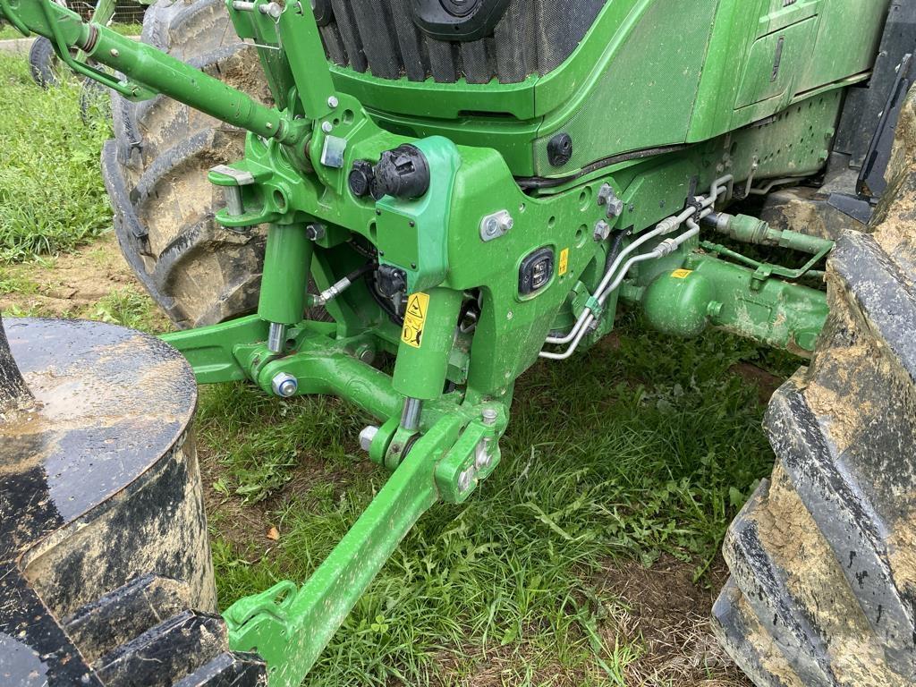 John Deere 6R 195 Traktori