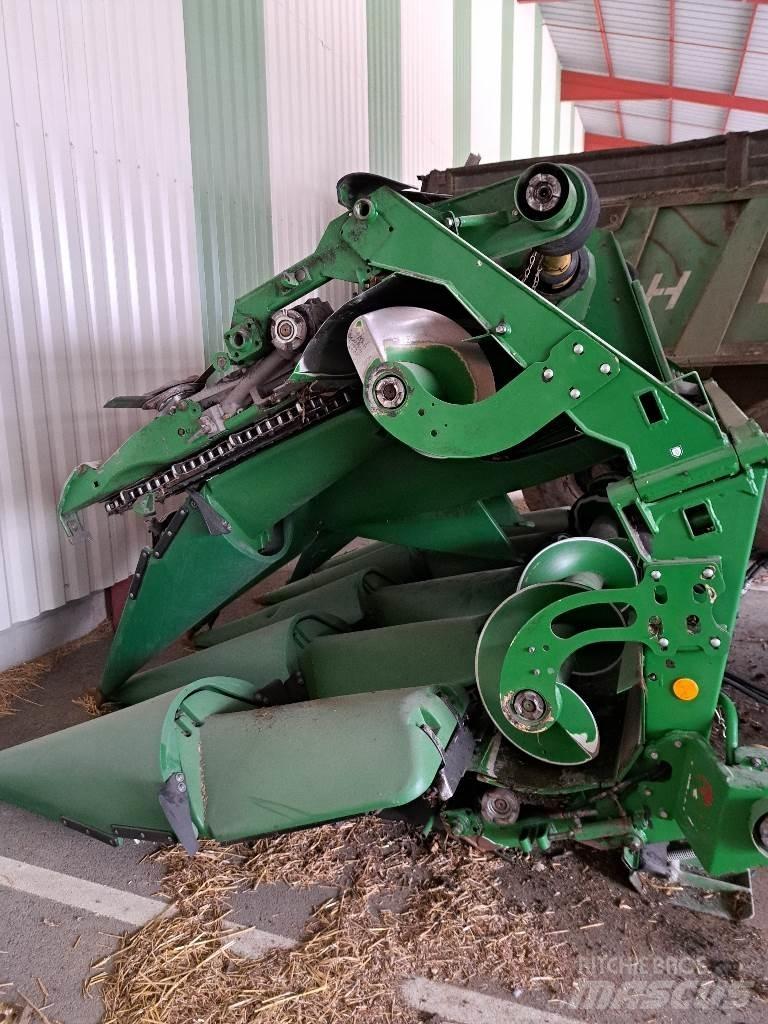 John Deere 608C Ražas novākšanas galvas