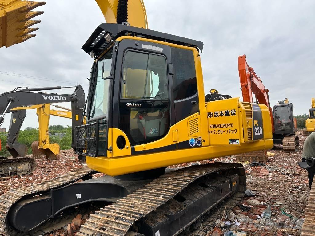 Komatsu PC 220-8M Kāpurķēžu ekskavatori
