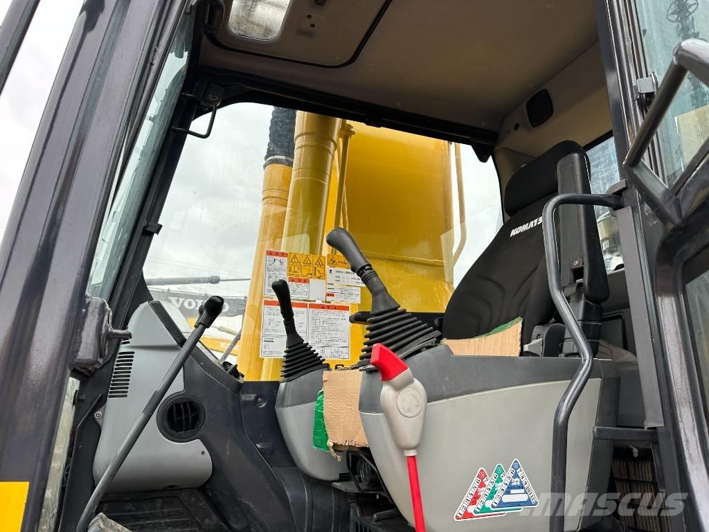 Komatsu PC 220-8M Kāpurķēžu ekskavatori