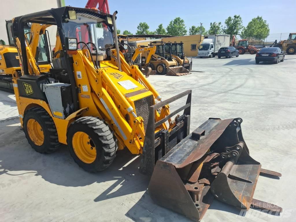 JCB 1 CX Ekskavatori-iekrāvēji
