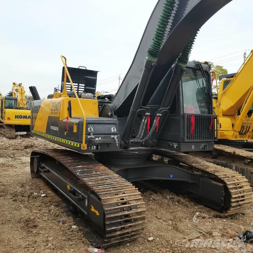 Volvo EC 240 Kāpurķēžu ekskavatori